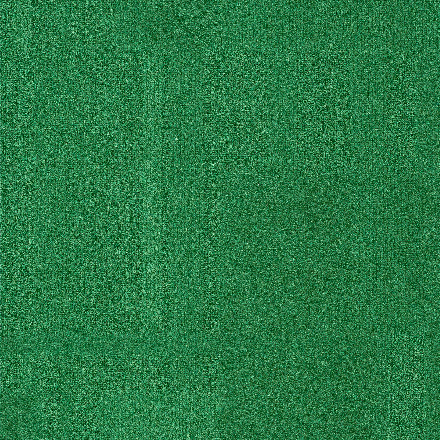 Vivid 202 - Lilly Pilly