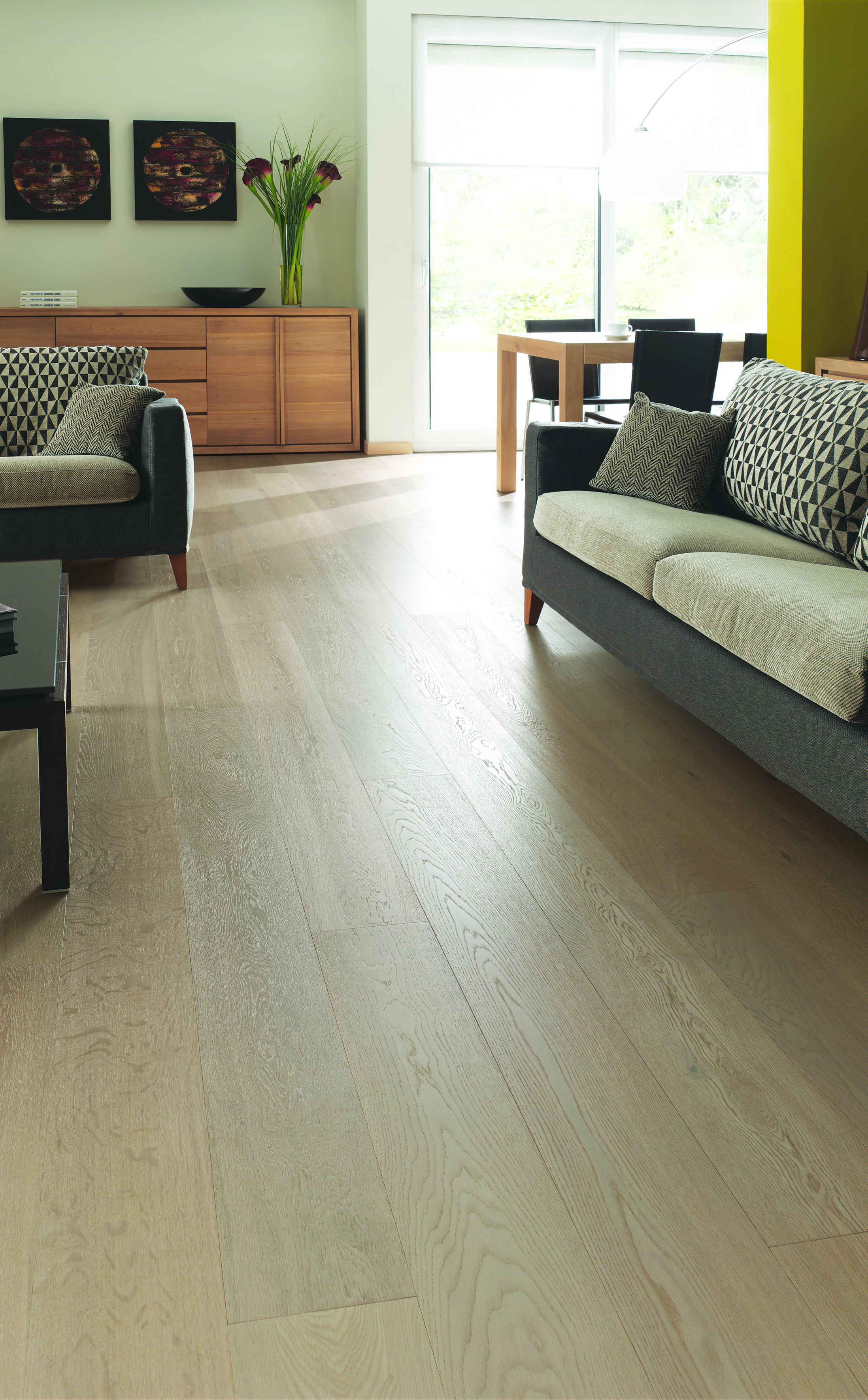 Signature Floors Aumaison Oak Au Moderne Room4
